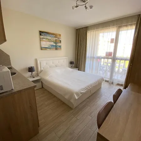 Apartment Diamond Cascada *